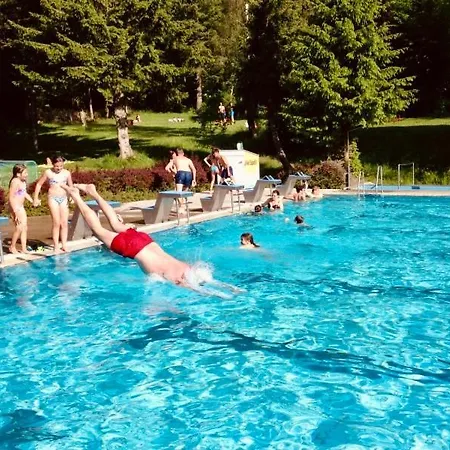 דירה Mit Schwimmbad Und Alpenblick