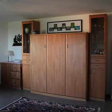 Mit Schwimmbad Und Alpenblick דירה *